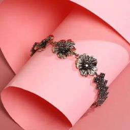Sohi Women's Metallic Flora Bracelet - Dark Silver-11