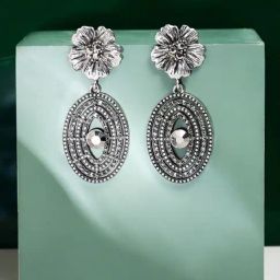 Sohi women's circular lined daisy drop earrings silver-image-58