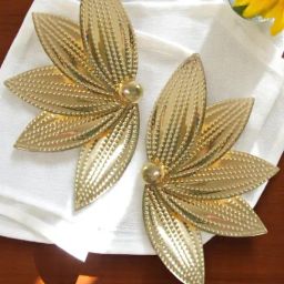OOMPH Gold Floral Drop Earrings-48