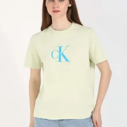 Calvin Klein Jeans Aloe Wash Logo T-Shirt-picture-11