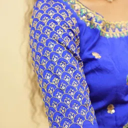 Fabcartz Semi-Stitched Lehenga & Unstitched Blouse With Dupatta image 3