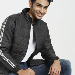 Bewakoof Black Plus Size Regular Fit Puffer jacket-image-8