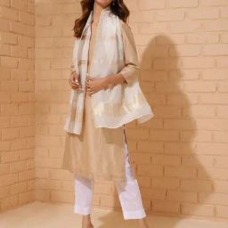 Fabindia Off-White Woven Pattern Stole-picture-9