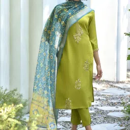 ZIRVI Women Floral Embroidered Kurta & Trousers & Dupatta-image-56