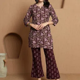 Sangria Printed Pure Cotton Tunic With Trouser Co-Ords-image-86