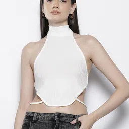 NA-KD Backless Crop Top-picture-12