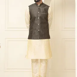 SOJANYA Men Regular Kurta with Churidar-picture-4
