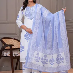 Kanahari Women Floral Printed Cotton Kurta with Trousers & Dupatta-picture-42