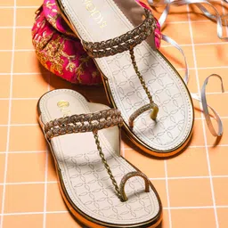 JodyHub Women Embellished One Toe Flats-image-40