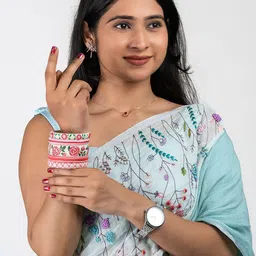 Taasha Craft Set Of 5 Threaded Bangles image 3