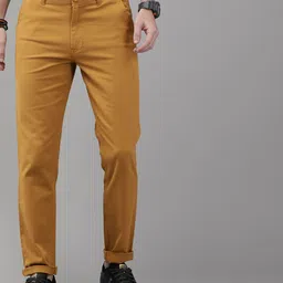 Roadster Men Brown Regular Fit Solid Chinos-image-9