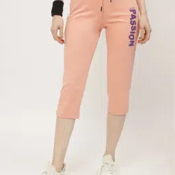 MADAME M Secret Peach Cotton Graphic Print Capris-picture-32