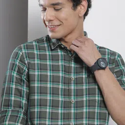 The Indian Garage Co Men Charcoal Grey & Green Checked Pure Cotton Casual Shirt-image-95