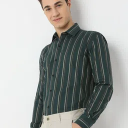 MARK & ALBERT Men Classic Slim Fit Cutaway Collar Vertical Striped Cotton Formal Shirt-image-16