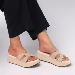 Monrow PU Flatform Sandals-picture-44