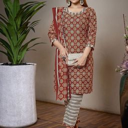 DIVASTRI Women Printed Regular Kurta with Trousers & With Dupatta image 4