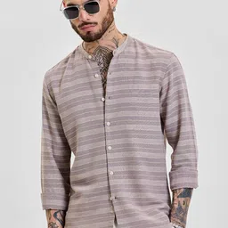 Snitch Men Smart Slim Fit Horizontal Stripes Opaque Striped Casual Shirt-image-57