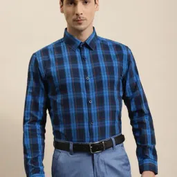 Sojanya Navy Cotton Regular Fit Checks Shirt-picture-15