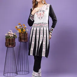 TYSORT Women Ethnic Motifs Printed Kurta with Trouser-picture-15