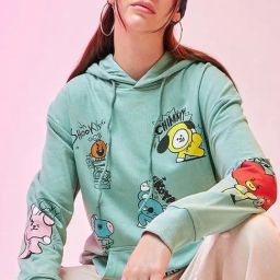 Bewakoof Green Graphic Relaxed Fit Hoodie-image-31