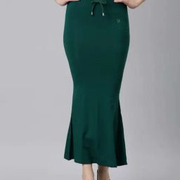 TWIN BIRDS Green Plain Saree Shapewear-image-99