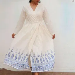 Chidiyaa Bougainvillea Aestas Blockprinted Cotton Dress-image-28