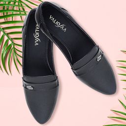 VALIOSAA Women Black Solid Pumps-32