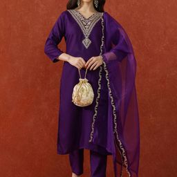 QSH Floral Yoke Design Sequinned Straight Kurta With Trousers & Dupatta-image-100