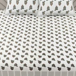 Adwitiya White & Green Floral 300 TC Pure Cotton Queen Bedsheet Set 1.08 m x 1.08 m-image-36
