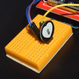Make a Heartbeat monitor with 2.4 inch TFT display using pulse rate sensor - KT585Make a Heartbeat monitor with 2.4 inch TFT display using pulse rate sensor - KT585 image 2