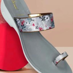 Paragon Women's Grey Toe Ring Sandals-image-87