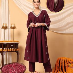 ZelenaThree Fourth Sleeves Maternity Feeding Kurta Set With Zip Nursing Access & Pockets - Wine-picture-21