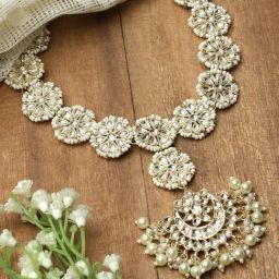 Zeneme Gold Plated Crescent Shaped Kundan Studded Beaded Matha Patti-18