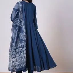 DIVASTRI Women Regular Kurta with Trousers & With Dupatta image 3