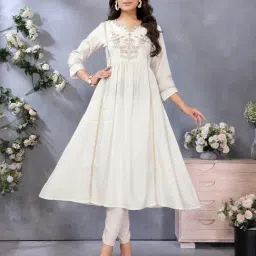 Rangita Off White Regular Fit Embroidered Kurta-picture-42
