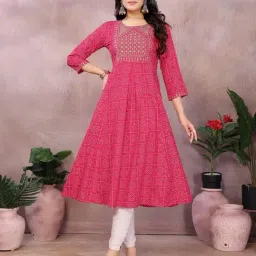 Rangita Pink Regular Fit Bandhani Kurta-picture-43