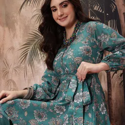Sangria Floral Print 2-Piece Co-Ords-image-87