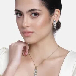 Estele Gold-Plated Kundan Pendant Set for Women-23