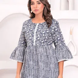 BAESD Floral Print Flared Sleeve Cotton Top-picture-2