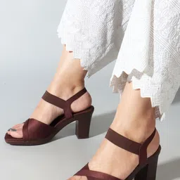 Simplex Footwear Women Solid Block Mid-Top Heels-picture-42