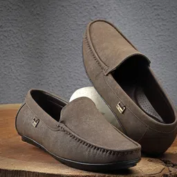 Action Men Round Toe Slip-On Loafers-image-70