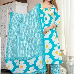 RI AND SU Women Floral Embroidered Mirror Work Pure Cotton Kurta Set With Dupatta-24