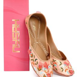 Nysah Women Embellished Ethnic Mojaris Flats-image-2