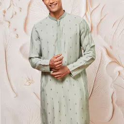 VASTRAMAY Geometric Embroidered Mandarin Collar Thread Work Straight Kurta-image-75