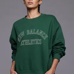 New Balance Logo Printed Outdoor Sweatshirt-picture-21