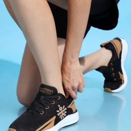 Cultsport Women's Windblazer Black Running Shoes-image-87