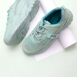 Big Fox Women Lace-Ups Lightweight Woven Design Sneakers-image-48