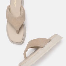 Kenneth Cole Open Toe Flatform Heels With Velvet Finish-16