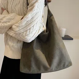 StyleCast x Revolte Women Solid Bucket Shoulder Bag-2