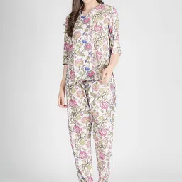 Style Shoes Printed Top With Trouser Co-Ords-image-37